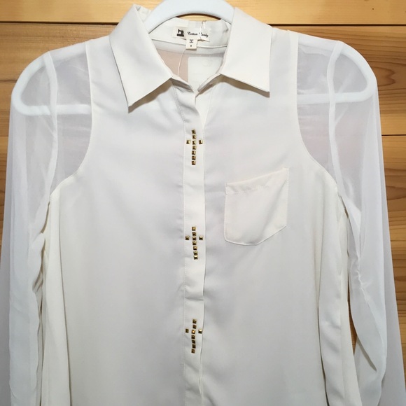 NWT PARTIALLY SHEER with GOLD CROSS  STUDS - Picture 6 of 9